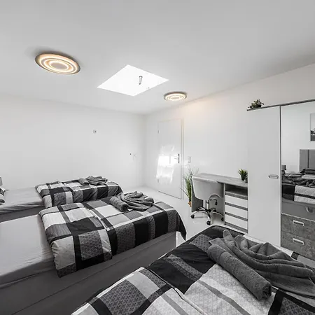 Apartment P3 Premium-lounge, 5 Zimmer, 140 Qm, Parkplatz