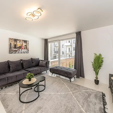 P3 Premium-lounge, 5 Zimmer, 140 Qm, Parkplatz Apartment *