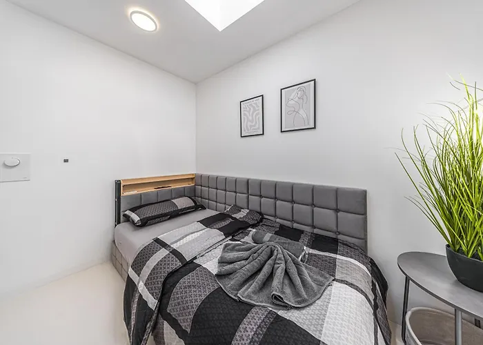 Apartment P3 Premium-lounge, 5 Zimmer, 140 Qm, Parkplatz *