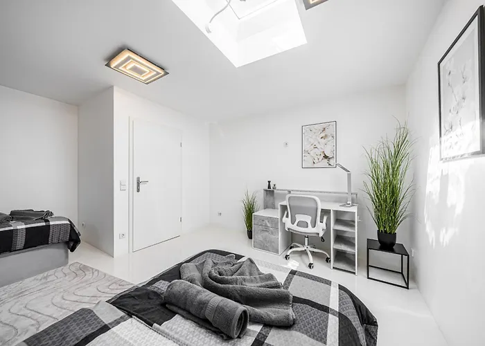 P3 Premium-lounge, 5 Zimmer, 140 Qm, Parkplatz Halle (Saale)