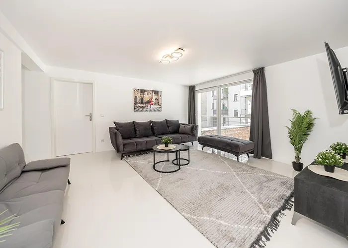 Apartment P3 Premium-lounge, 5 Zimmer, 140 Qm, Parkplatz Halle (Saale)