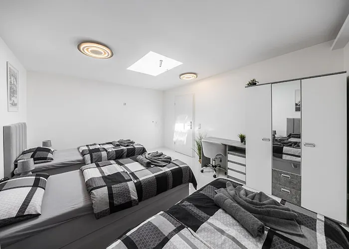 Apartment P3 Premium-lounge, 5 Zimmer, 140 Qm, Parkplatz