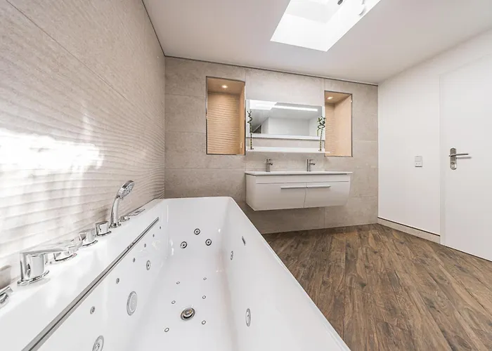 P3 Premium-lounge, 5 Zimmer, 140 Qm, Parkplatz Halle (Saale)